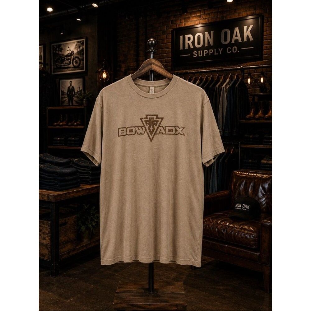 Short-Sleeve Logo Tee in Tan